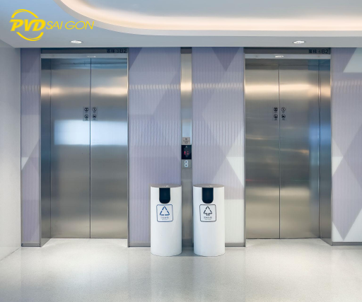 Ứng dụng xi mạ inox trong không gian công cộng có mật độ sử dụng cao